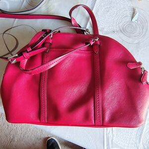 Elegant Coach Red Women's Handbag